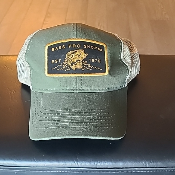 Bass Pro Shops Hat - Picture 1 of 4